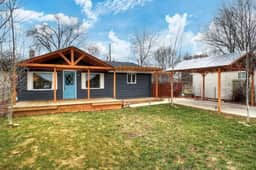 Little Blue Bungalow Pet Friendly, Fenced Yard! - Image 2