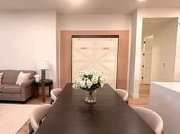 Serengeti Suite in Downtown Eagle - Image 2