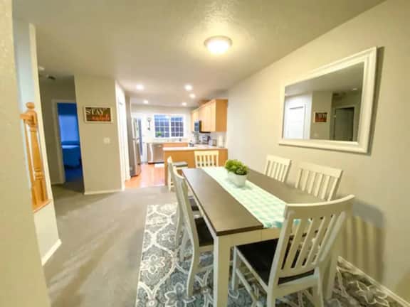 Boise Avenue Getaway, Parking for 2, yard, 3BD/3B! - Image 5