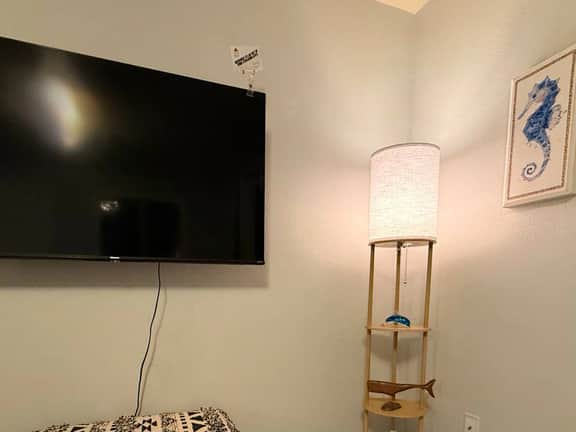 Seaside Escape downtown Meridian